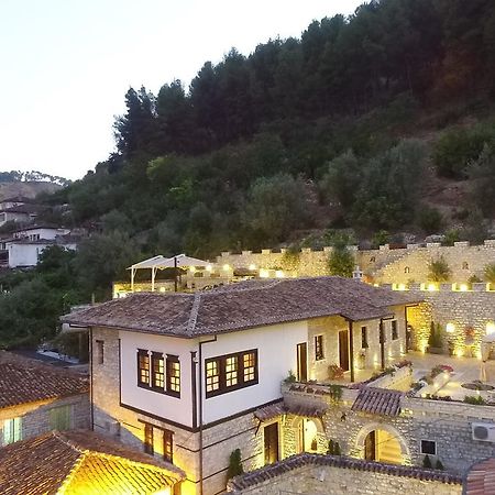 Hotel Vila Aleksander Berat Exterior foto