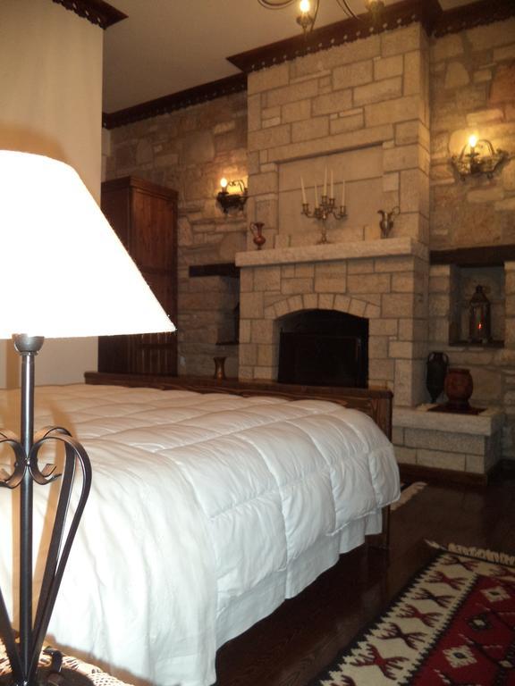 Hotel Vila Aleksander Berat Habitación foto